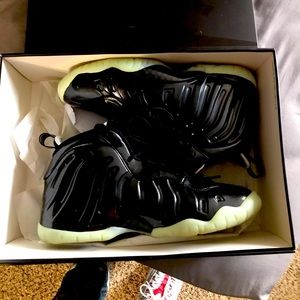 Size 7 Foamposite great condition